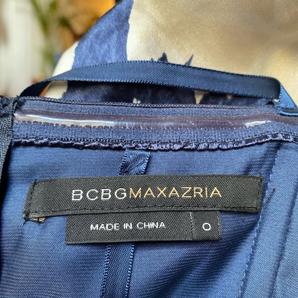 BCBG silk dress - Picture 3 of 11